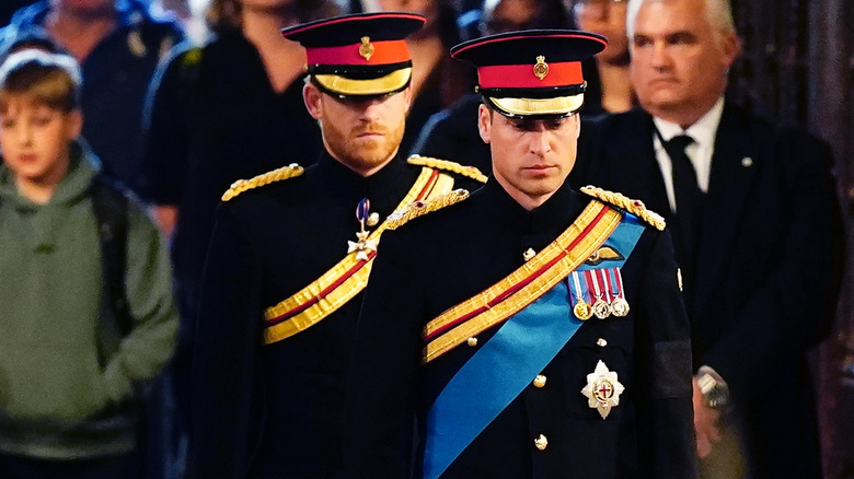 Uniforme militaire du prince Harry et du prince William