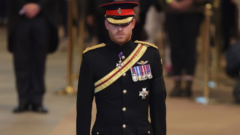 Prince Harry en tenue militaire