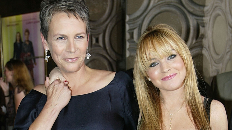 Lindsay Lohan souriant avec Jamie Lee Curtis