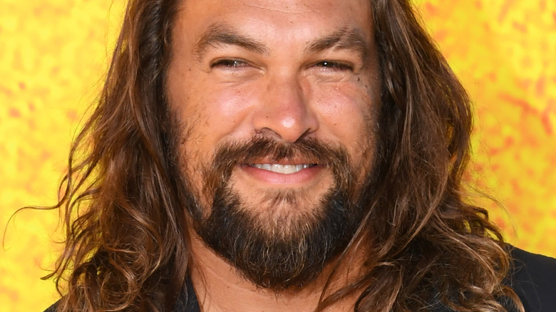 Jason Momoa souriant