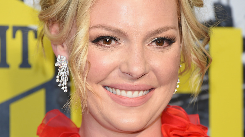 Katherine Heigl souriante