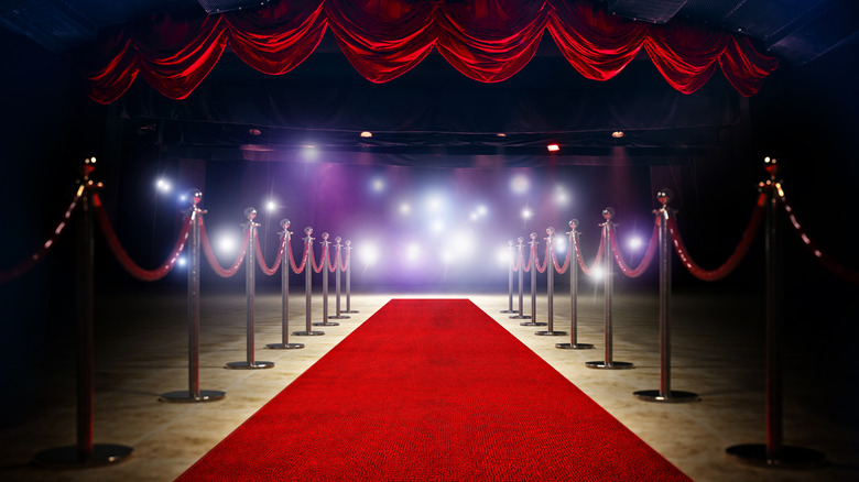 Tapis rouge avec lumières