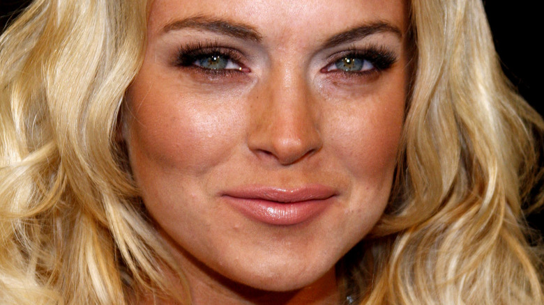 Lindsay Lohan souriant