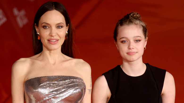 Angelina Jolie et Shiloh Jolie-Pitt posent