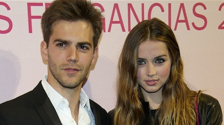 Marc Clotet et Ana de Armas posant ensemble