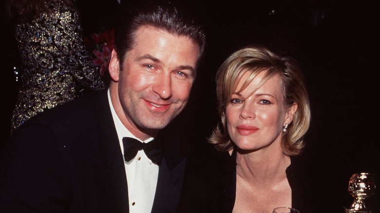 Alec Baldwin et Kim Basinger posent