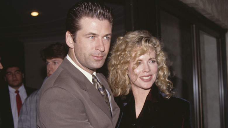 Alec Baldwin et Kim Basinger posent