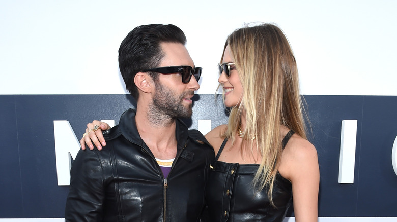 Adam Levine et Behati Prinsloo