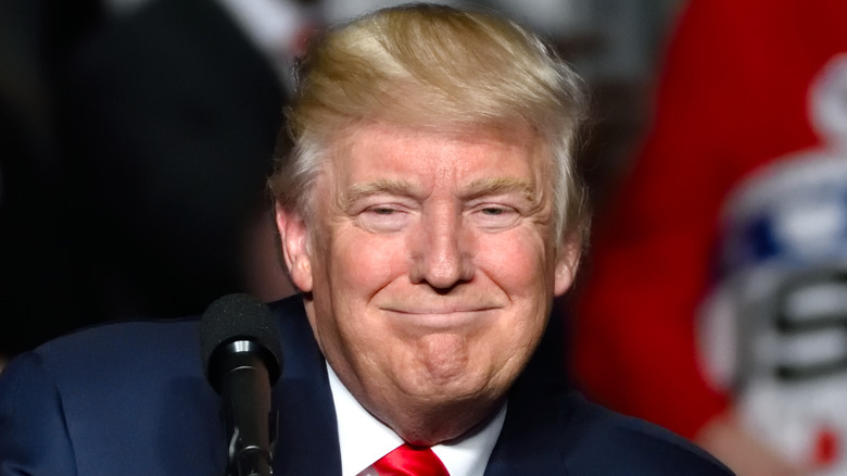 Donald Trump souriant