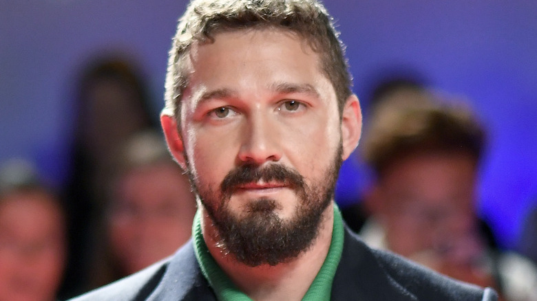 Shia LaBeouf posant