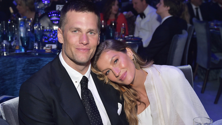 Gisele Bündchen et Tom Brady posent