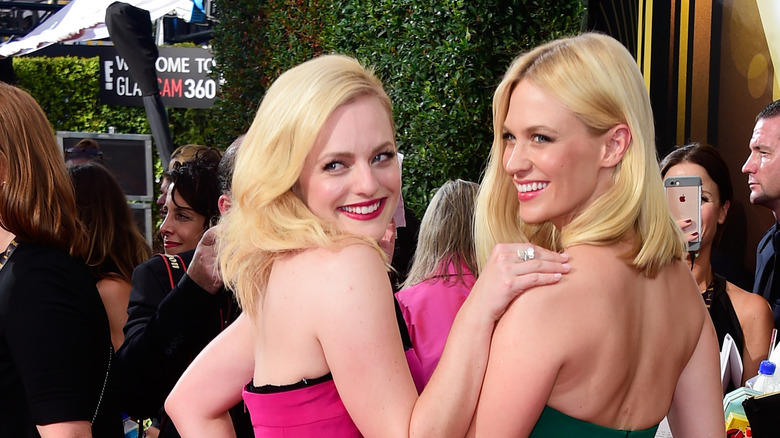 Elisabeth Moss et January Jones