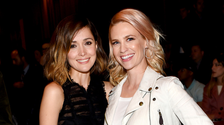 Rose Byrne et January Jones