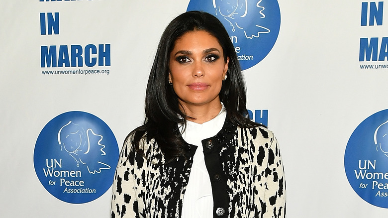 Rachel Roy souriante