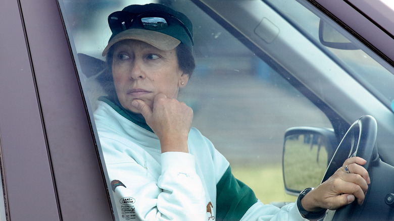 La princesse Anne au volant de son Range Rover