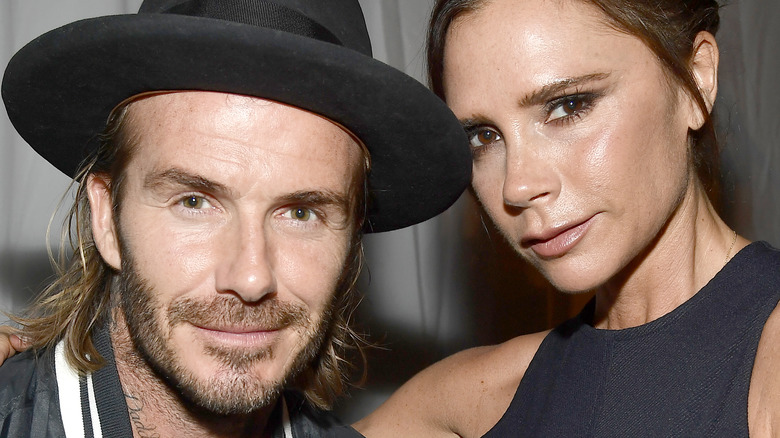 David et Victoria Beckham posant en 2017