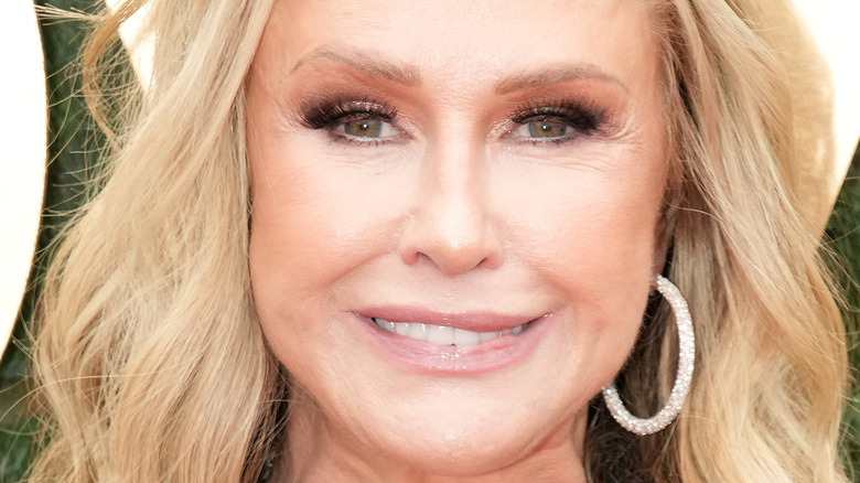 Kathy Hilton rend les conditions de son retour RHOBH limpides