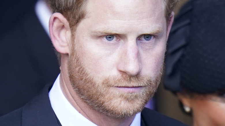 Le prince Harry quitte Westminster Hall