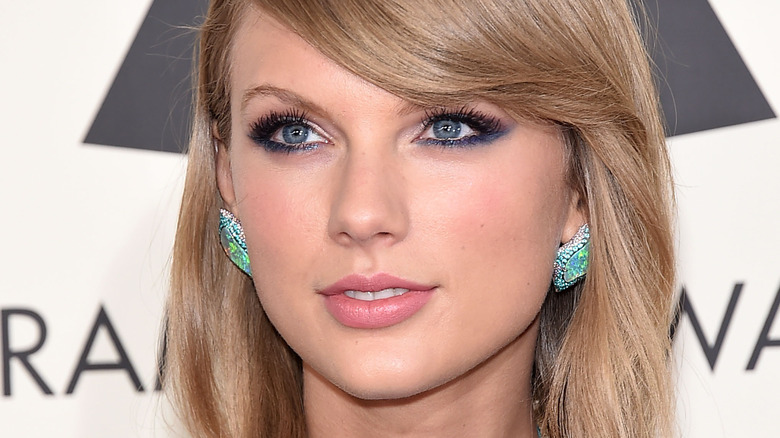 Quel est le vrai sens de la question… ?  Par Taylor Swift ?  Voici ce que nous pensons