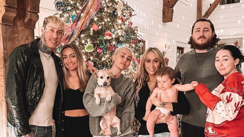 Famille Cyrus à Noël