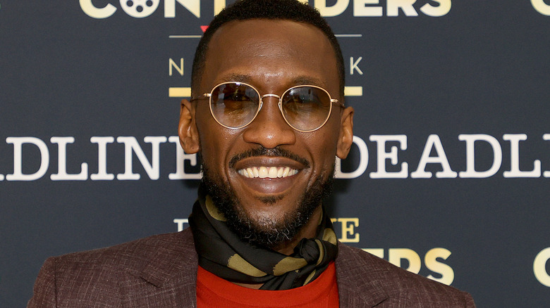 Mahershala Ali souriant