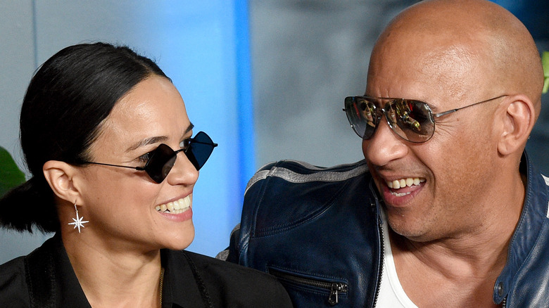 Michelle Rodriguez et Vin Diesel se sourient