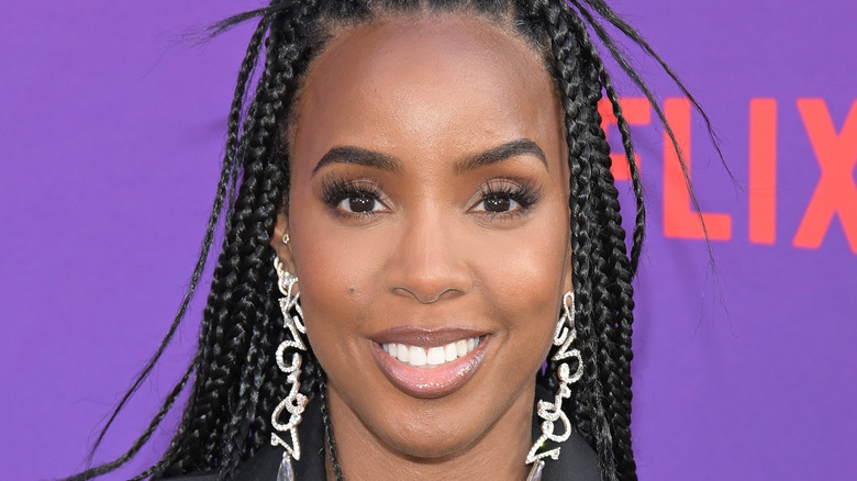 Kelly Rowland souriante