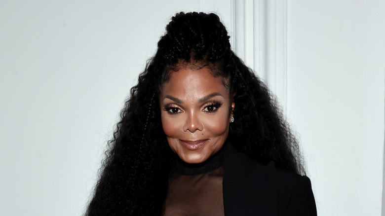 Janet Jackson souriant