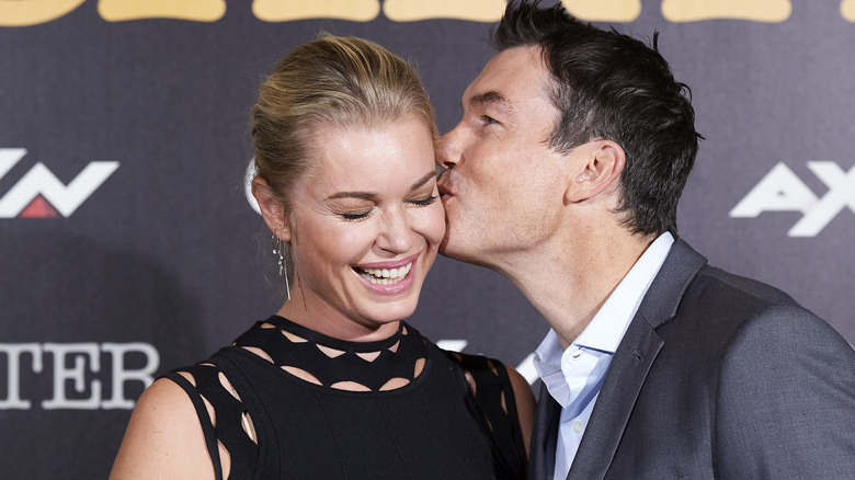 Jerry O'Connell embrasse Rebecca Romijn