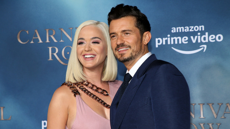 Orlando Bloom et Katy Perry posant