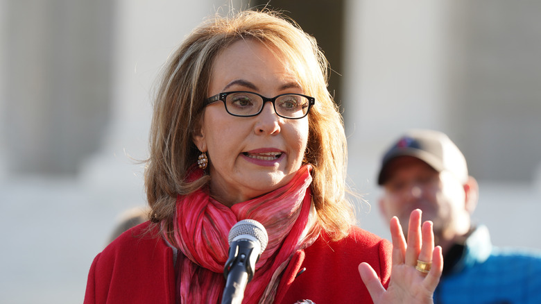 Gabby Giffords parlant