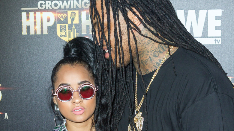 Tammy Rivera et le rappeur Waka Flocka Flame assistent au tapis rouge pour le Growing Up Hip Hop Atlanta