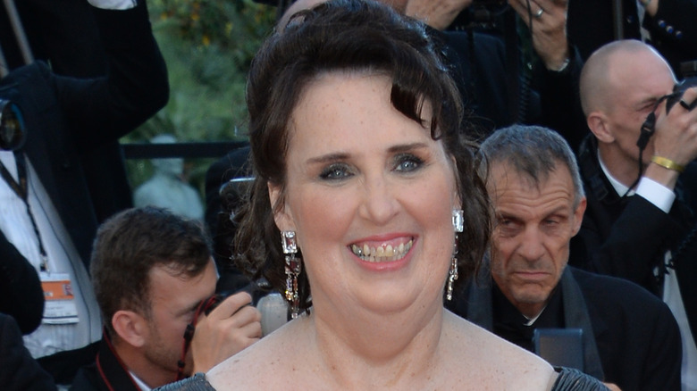 Phyllis Smith souriant