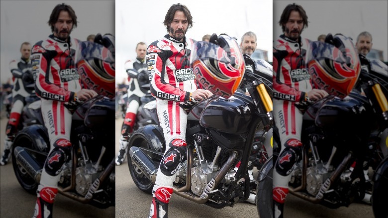 Keanu Reeves à moto