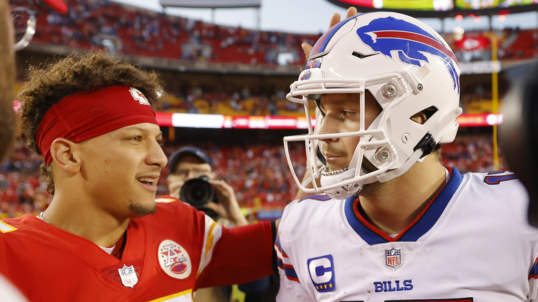 Patrick Mahomes et Josh Allen parlent