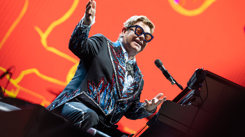 Elton John sur scène en 2019. 