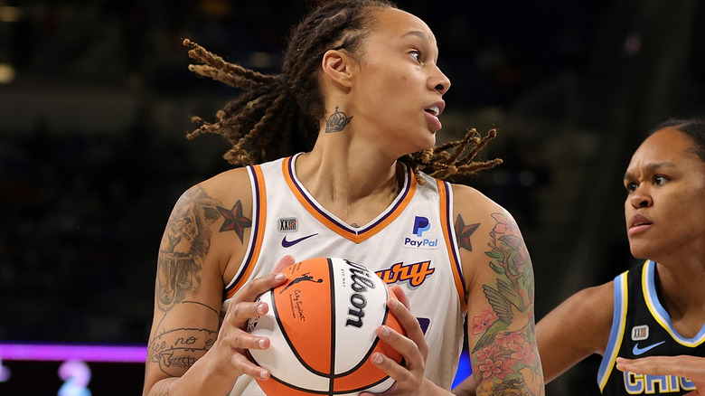 Brittney Griner jouant