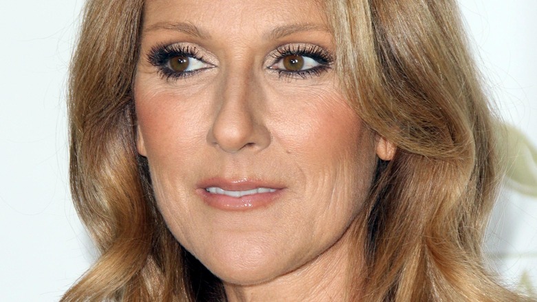 Céline Dion souriante