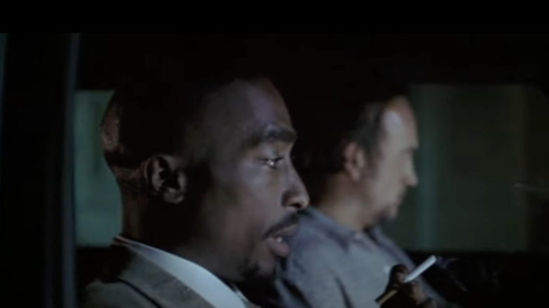 Tupac et Jim Belushi dans Gang Related