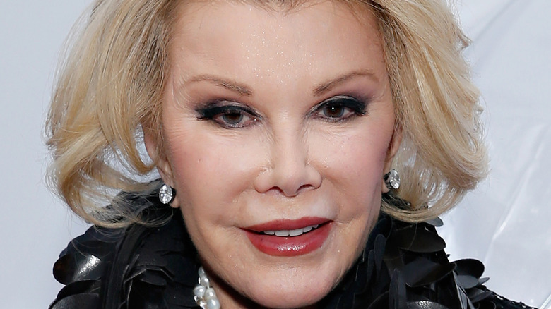 Joan Rivers sur tapis rouge