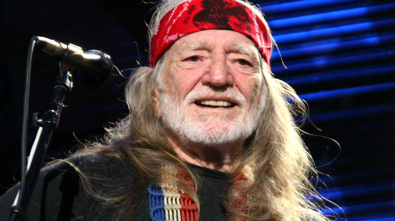 Willie Nelson sur scène 