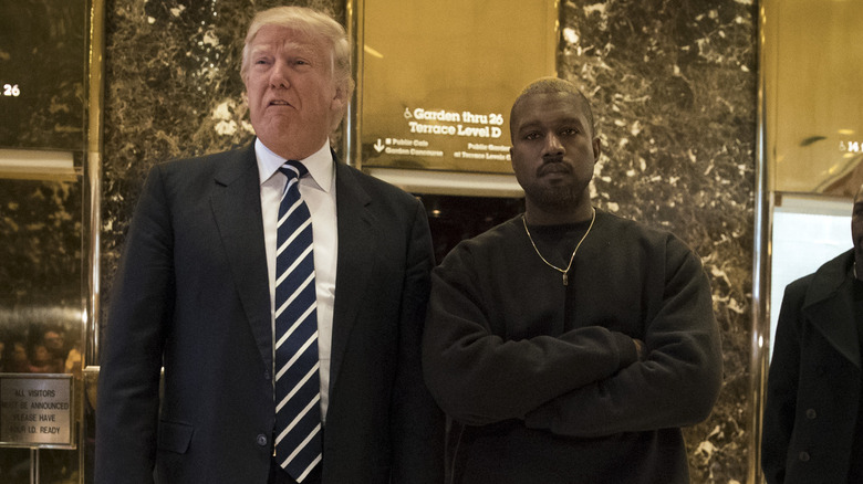 Kanye West pose avec Donald Trump