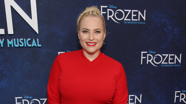 Meghan McCain souriante