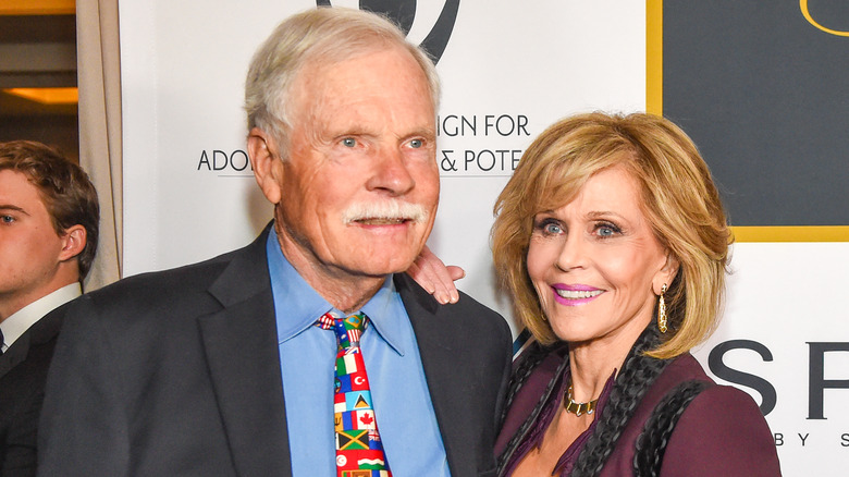 Ted Turner et Jane Fonda sourient