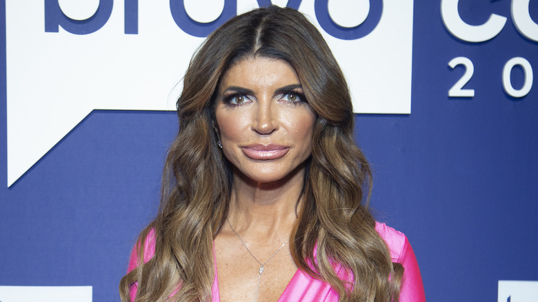 Teresa Giudice posant