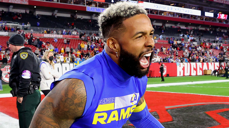 Odell Beckham Jr. criant sur le terrain