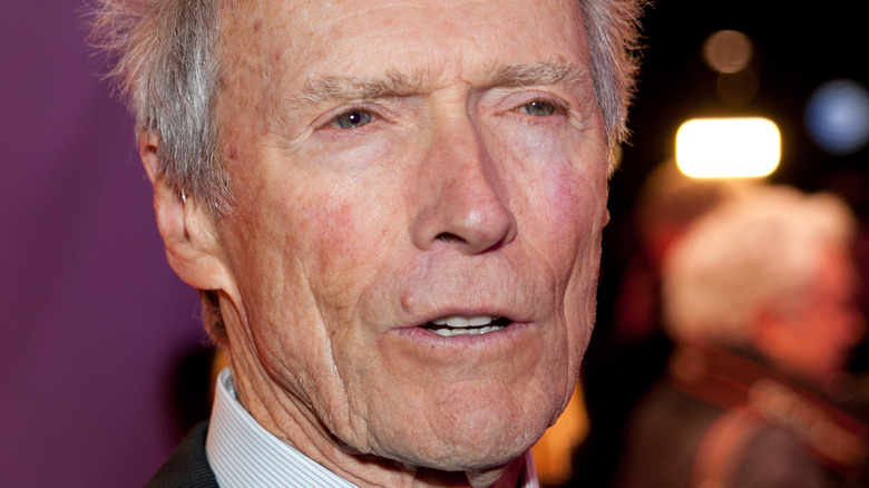 Clint Eastwood parlant