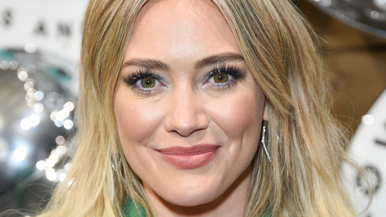 Chronologie des relations d’Hilary Duff