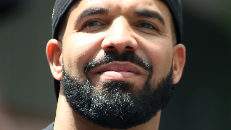 Drake a-t-il dénoncé le mari de Serena Williams, Alexis Ohanian, au milieu de l’océan ?