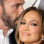 Jennifer Lopez jaillit à propos de la romance de prendre le nom de famille de Ben Affleck